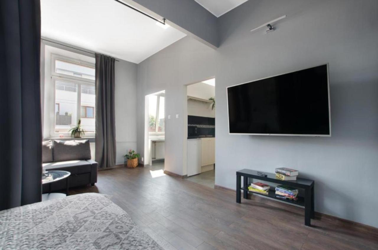 Piekarnia Apartamenty Manufaktura, Parking, Dostep Na Kod, Klima, 1-3 Pokoje, Prywatna Kamienica Łódź Dış mekan fotoğraf