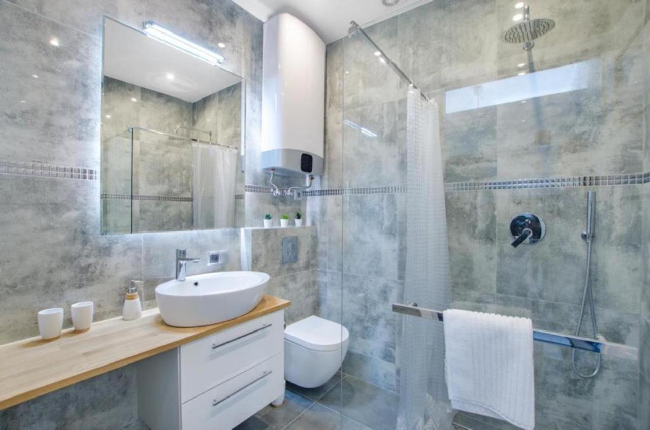 Piekarnia Apartamenty Manufaktura, Parking, Dostep Na Kod, Klima, 1-3 Pokoje, Prywatna Kamienica Łódź Dış mekan fotoğraf